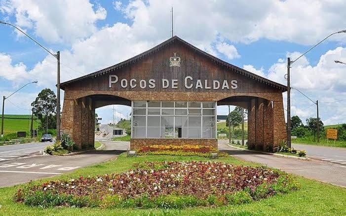  Apto 3 quartos com espaço gourmet e vista Panorâmica