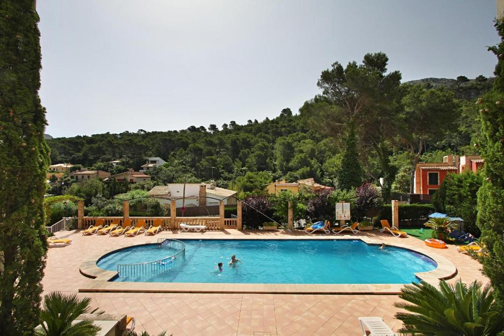 The swimming pool at or close to PINOS ALTOS 14