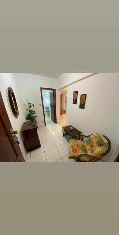  Alto Padrão com 94 mtrs - Frente Mar - sacada com Vista Mar