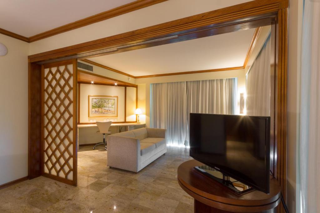  Hotel Atlante Plaza