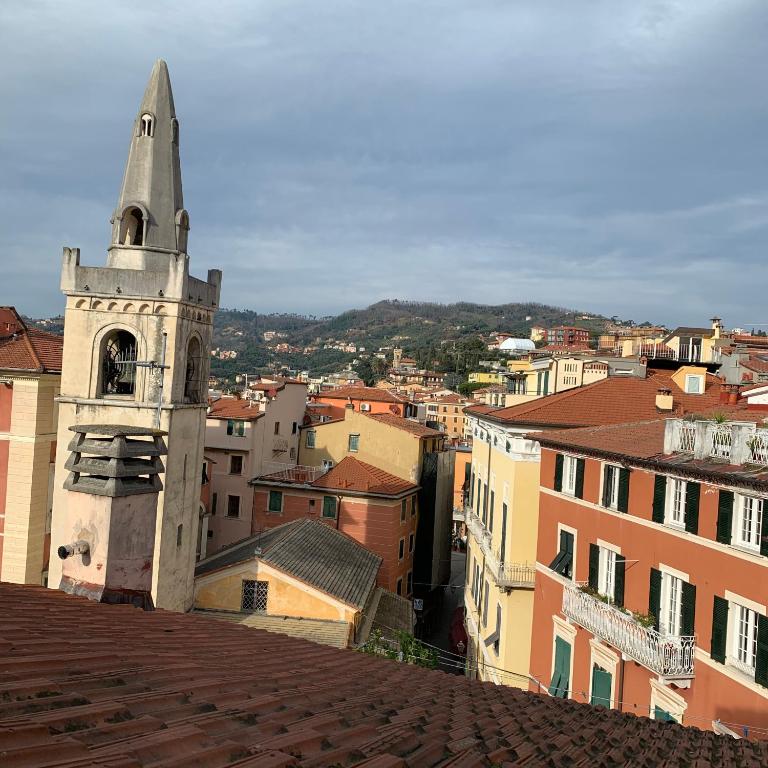 Výhľad na mesto Lerici alebo výhľad na mesto priamo z apartmánu