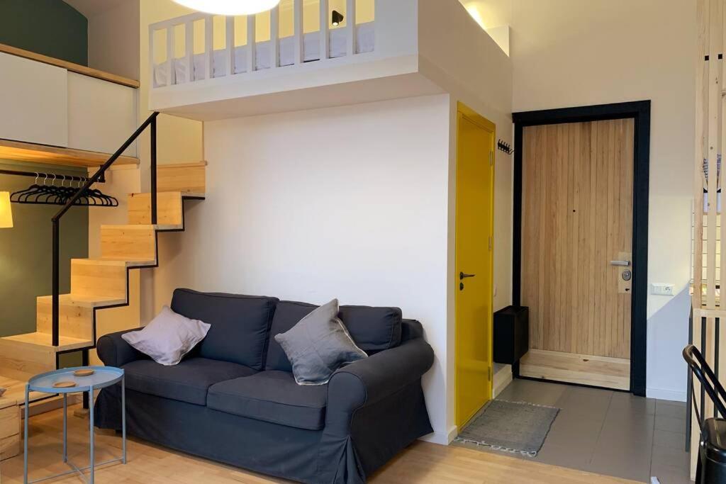 Bright Apartment در تفلیس