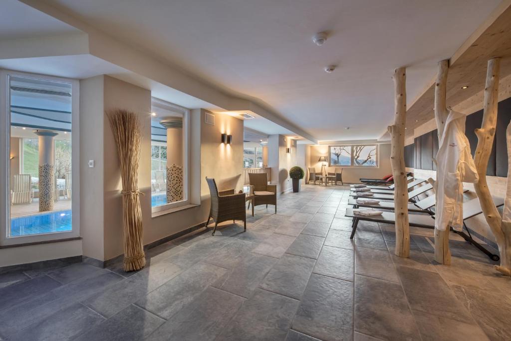 Torgglerhof Hotel 3*