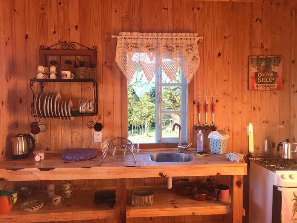 Pousada Colina dos Ventos - Cabana Alpha - Housity