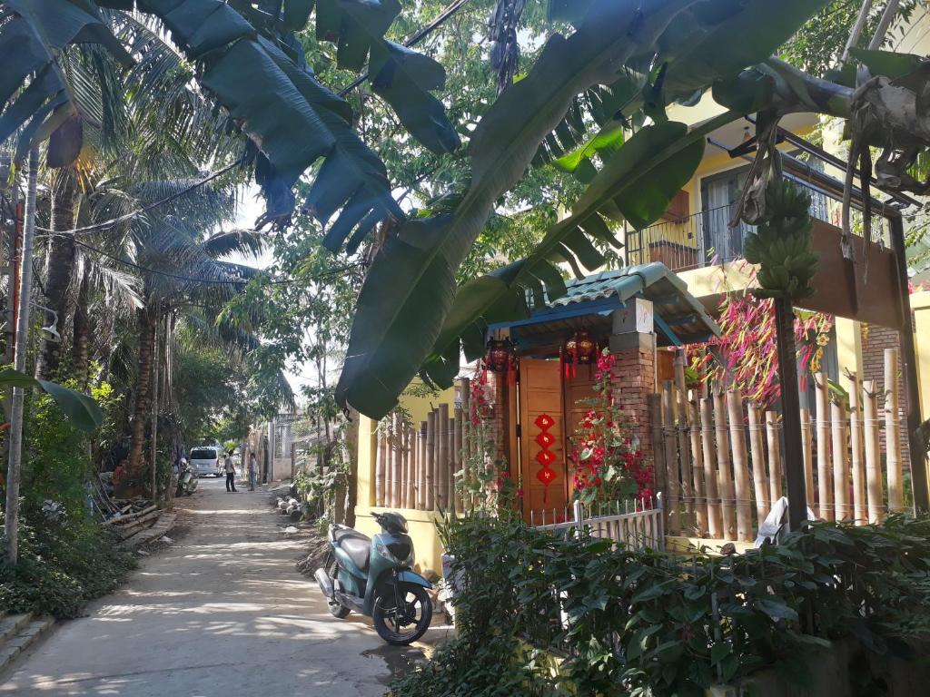 Zahrada ubytování Pink Tulip Hoi An