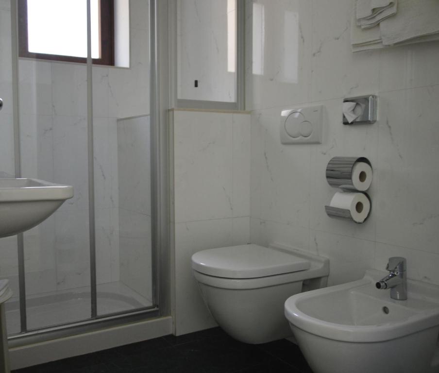 Koupelna v ubytování Hotel Garni Selene