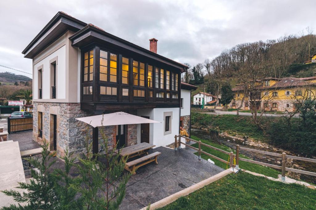 Casas y chalets El Reinazu en Cangas de Onís, Asturias