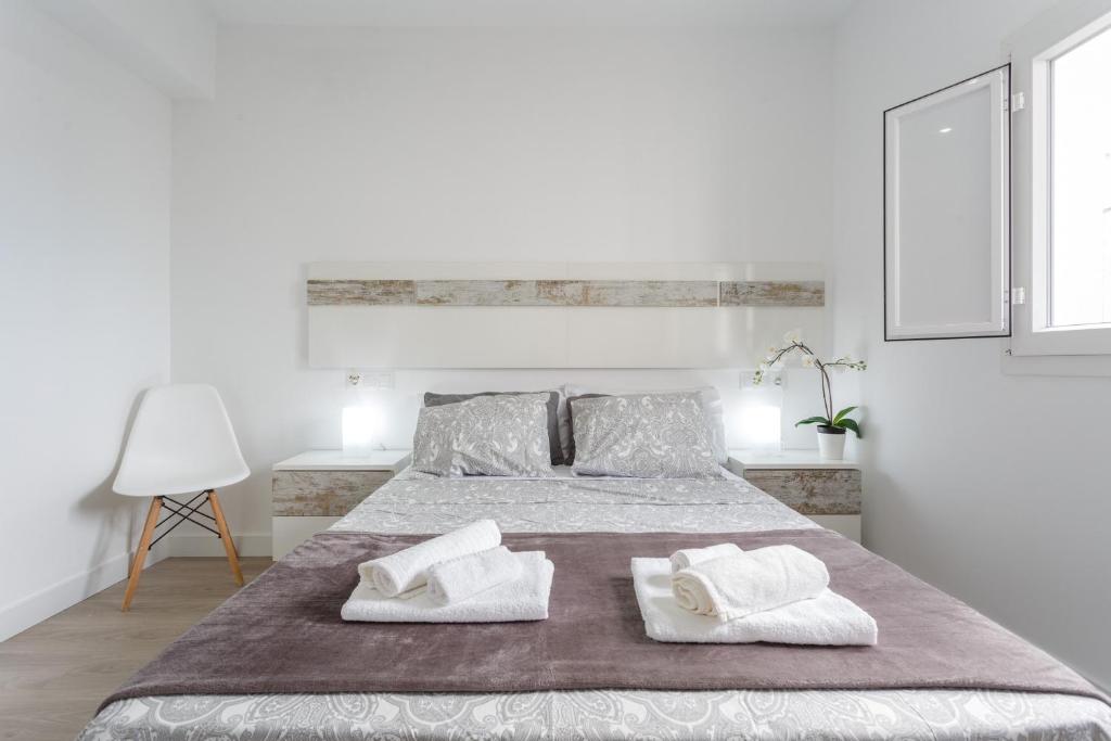La Terraza del POETA by Cadiz4Rentals, Rota – Updated 2023 Prices