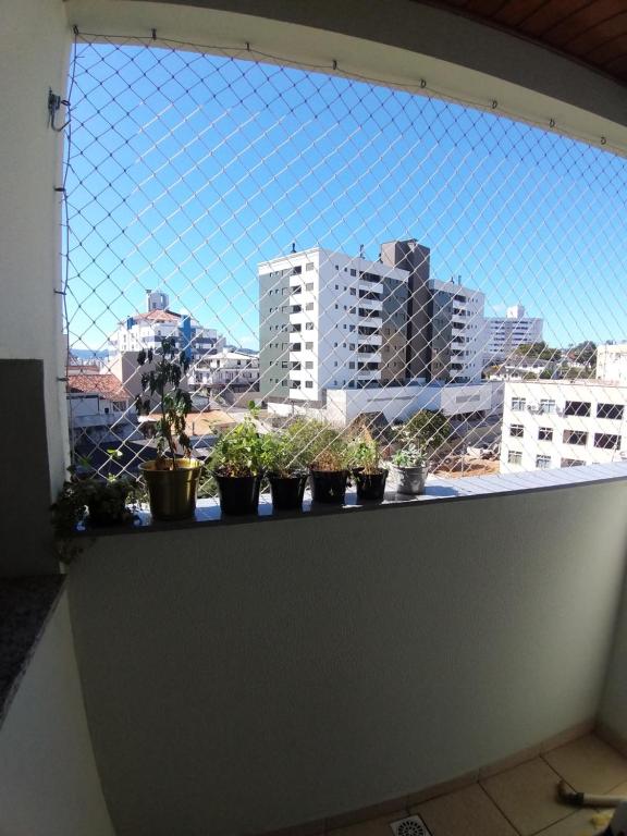  Apto Aconchegante - 4 pessoas - próximo centro de Florianópolis