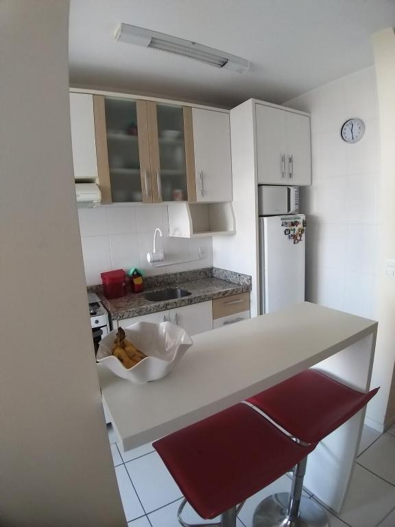  Apto Aconchegante - 4 pessoas - próximo centro de Florianópolis