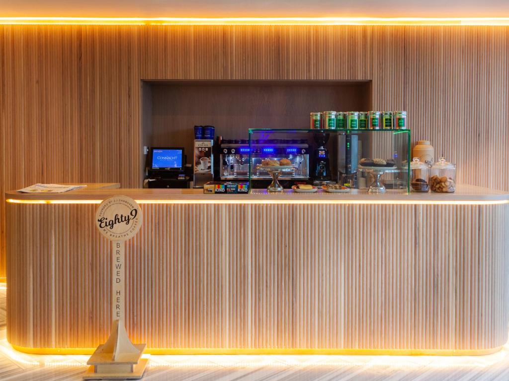 The Connacht Hotel - Resim 20