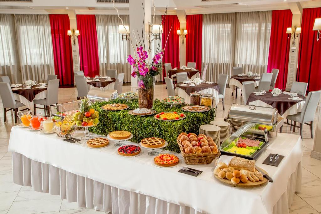 Cibo presso l'hotel o nelle vicinanze