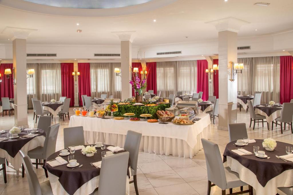 Cibo presso l'hotel o nelle vicinanze