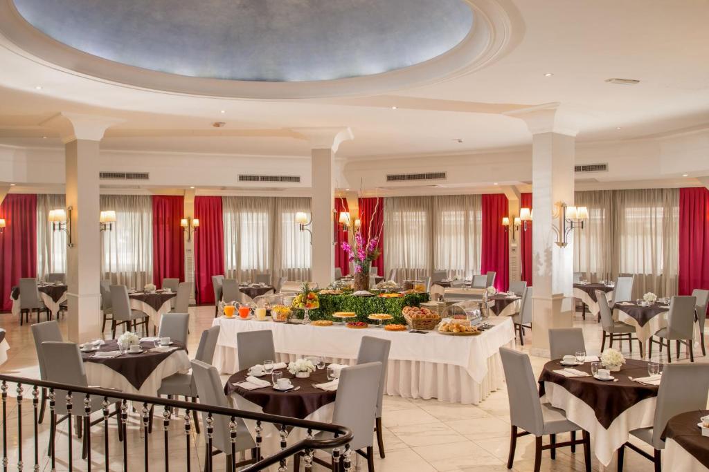 Cibo presso l'hotel o nelle vicinanze