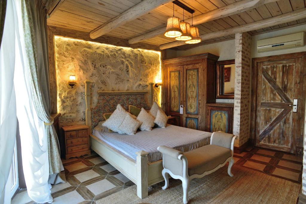 Rassl Country Home - Housity