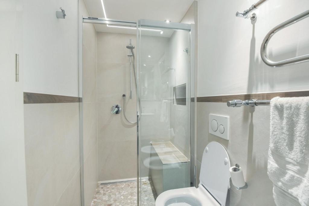 Kúpeľňa v ubytovaní Apt Julia - Haus Ivo