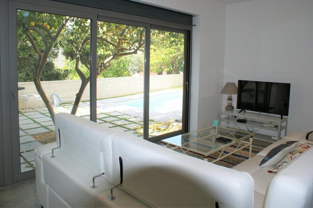 Apartment Casa en Roses con piscina y a 5 minutos de la playa ...