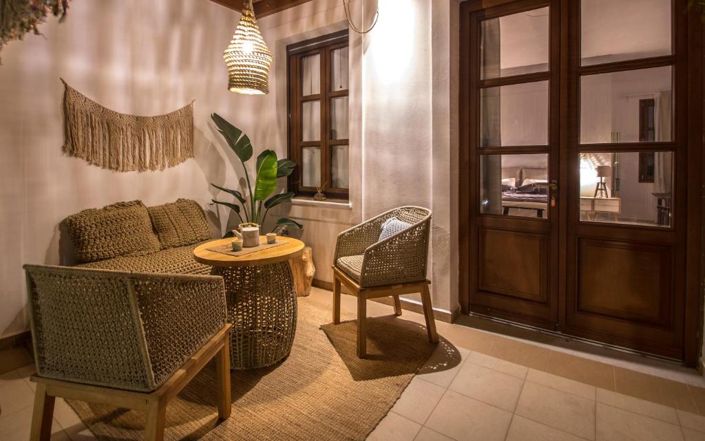 Posezení v ubytování Syros Wellness Luxury Suites