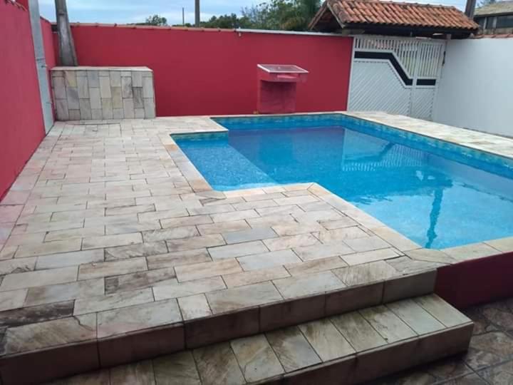  Casa com pisicina Ilha Comprida