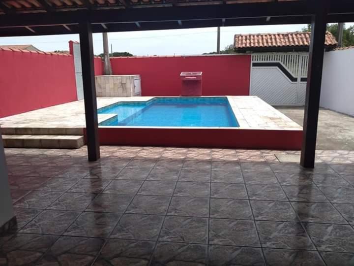  Casa com pisicina Ilha Comprida