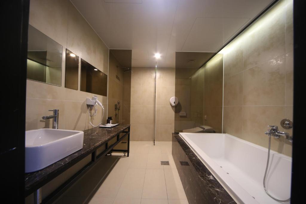 Koupelna v ubytování Beomil Brown Dot Hotel
