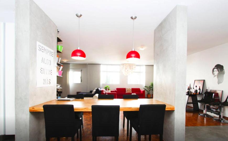  Charming and Artistic Apartment!
