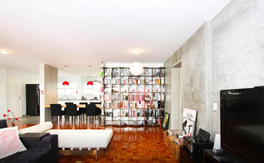  Charming and Artistic Apartment!