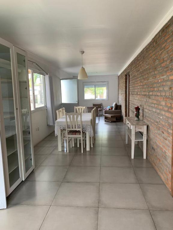  Casa com piscina em Torres