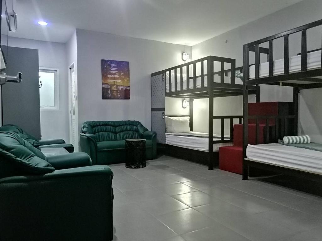 
Quadruple Room with Bathroom
