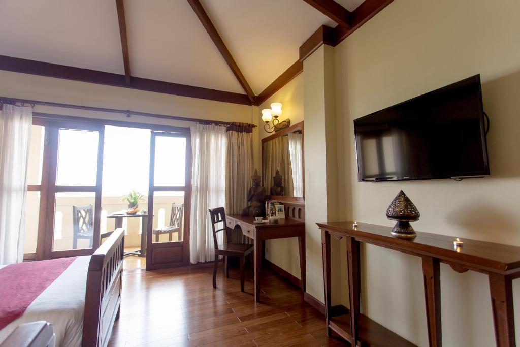 TV a/nebo společenská místnost v ubytování Royal Angkor Resort & Spa