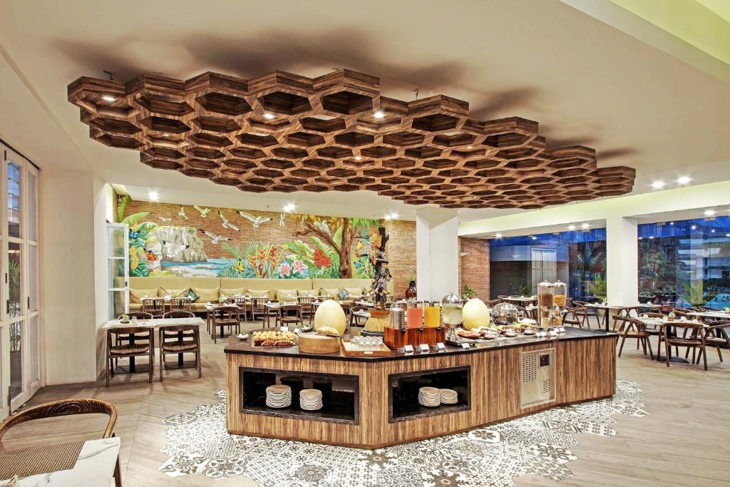 Mâncare la sau în apropiere de acest hotel