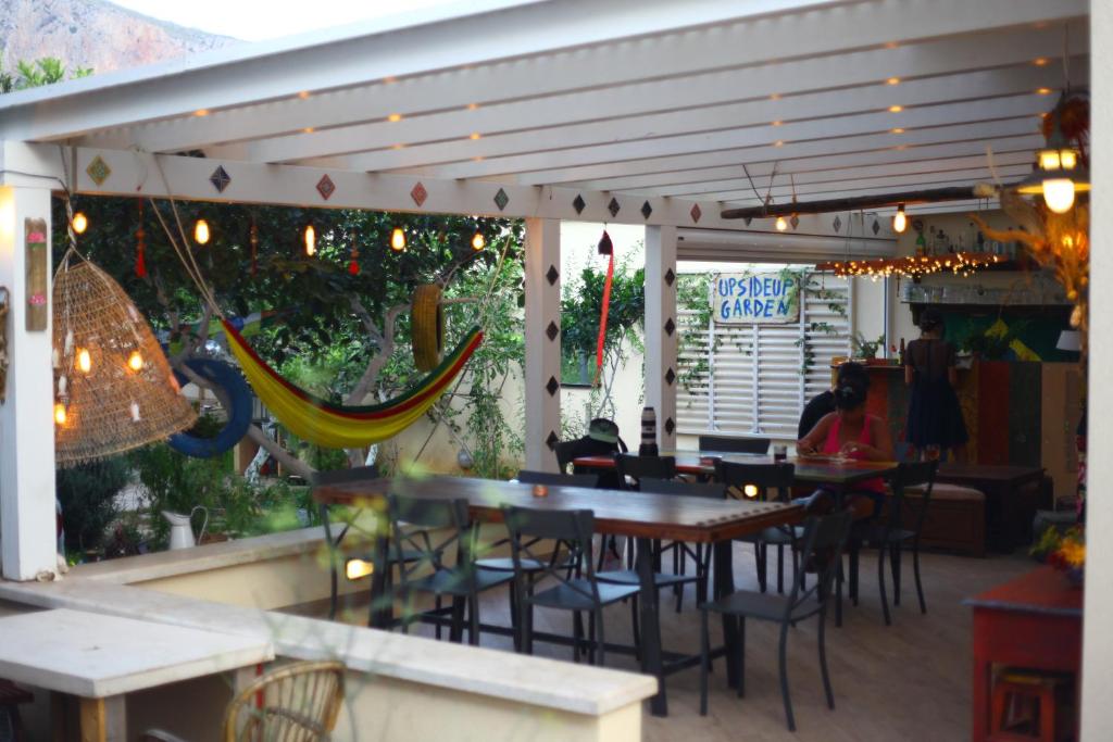 Restaurace v ubytování Timbuktu Hostel