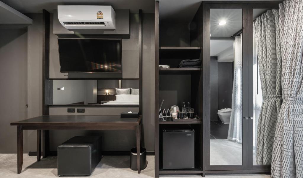 Hua Hin Habitat Hotel- SHA Extra Plus - Resim 35