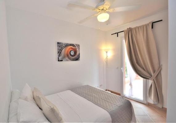 Postel nebo postele na pokoji v ubytování VILLA ALBENIZ- Zona muy tranquila en Cala Pi- Llucmajor- Mallorca