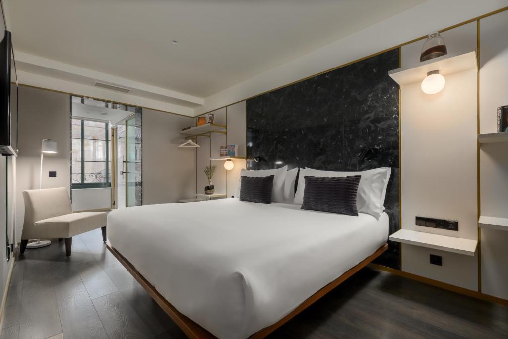 Be Mate Paseo de Gracia - 17