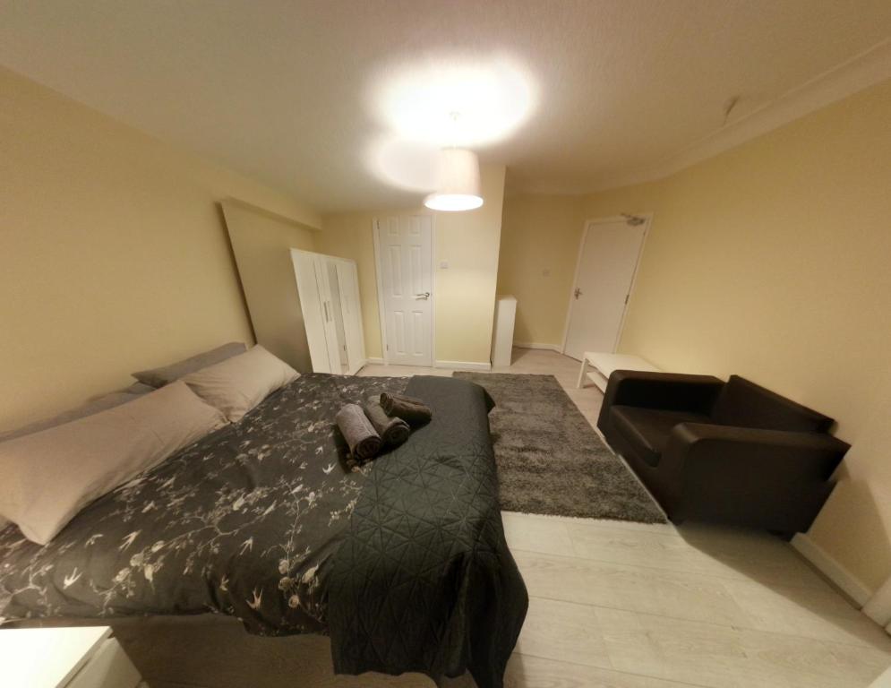 Spacious double ensuite room