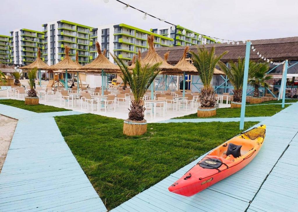 Bazén v ubytování Sammos Beach Resort nebo v jeho okolí