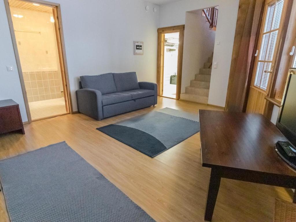 Гостиная зона в Holiday Home Utsu 1 by Interhome