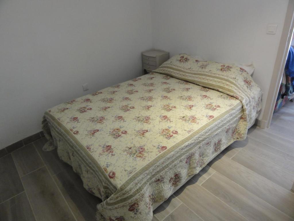 Postel nebo postele na pokoji v ubytování Gite le bagnol un coin de paradis