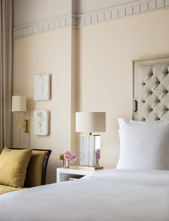 Four Seasons Hotel Madrid - 9