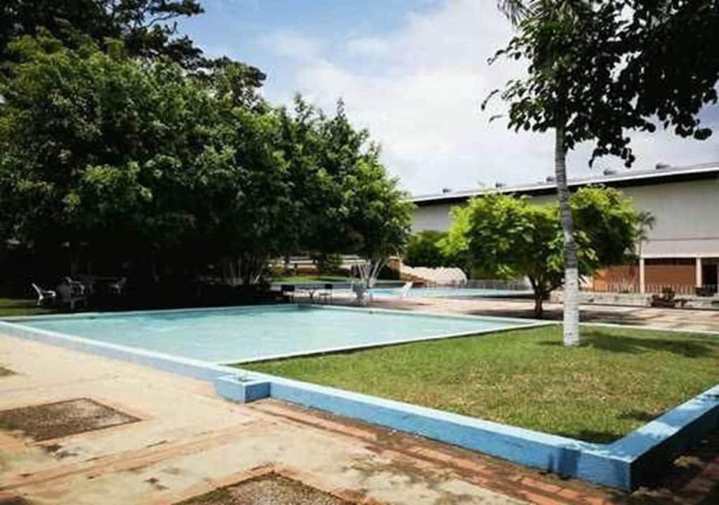 Bazén v ubytování Hotel Diriá Santa Cruz nebo v jeho okolí