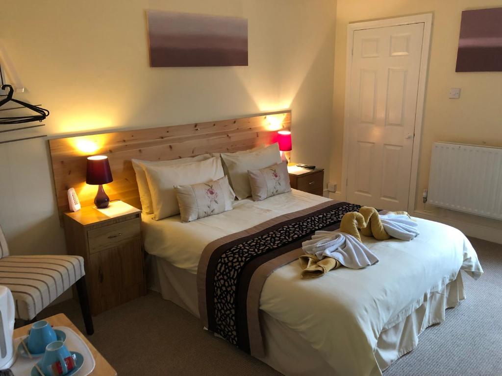 Hogwarts Bed and Continental Breakfast - Double Room With Private Bathroom