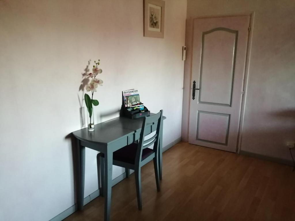 les tourterelles - Chambre Familiale Avec Salle De Bain Privée