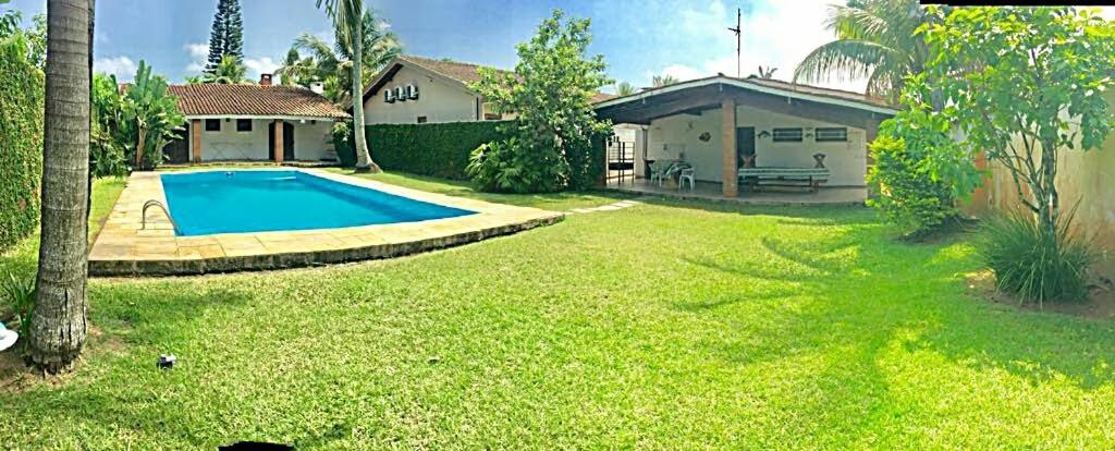  PISCINÃO - Linda Casa Inteira- PRAIA PERNAMBUCO-GUARUJÁ