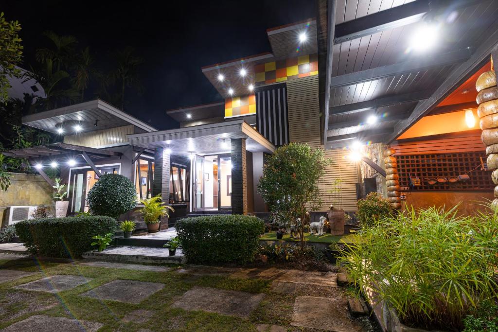 Zahrada ubytování JJ hut hotel