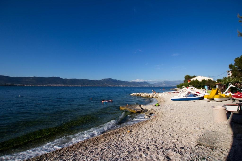 Fotografia z galérie ubytovania Apartments David - 20m from the beach with parking v Trogiri