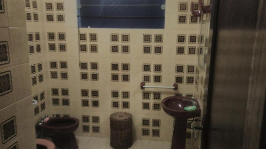  Casa dos 20 amigos piscina churrasqueira 500 m da praia