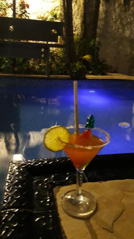  Casa dos 20 amigos piscina churrasqueira 500 m da praia