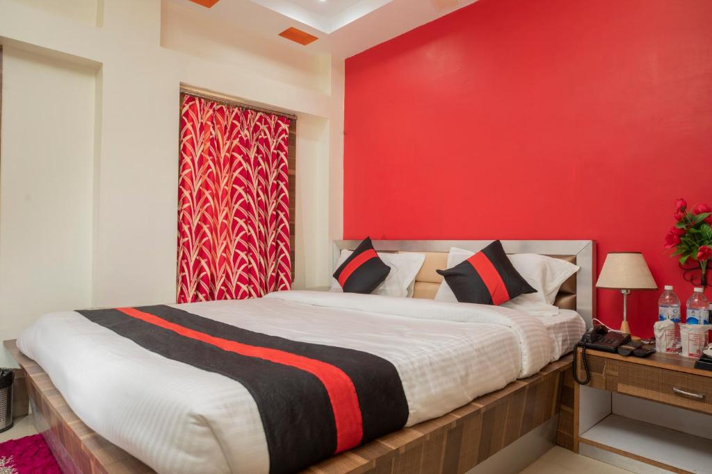 Postel nebo postele na pokoji v ubytování Snehamaya Spa & Resort