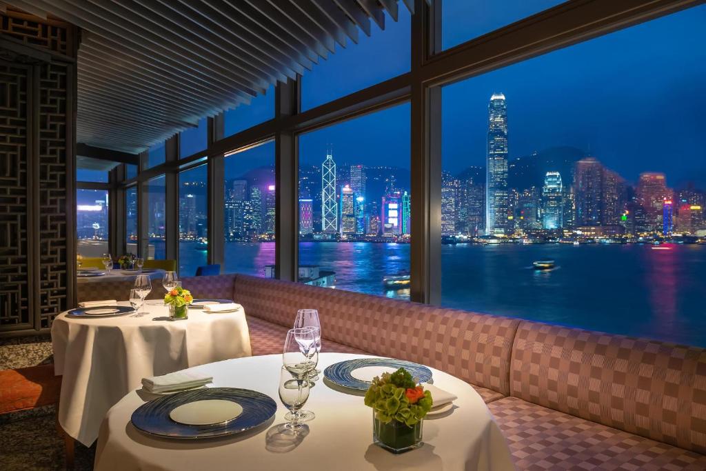Nespecifikovaný výhled na destinaci Hongkong nebo výhled na město při pohledu z hotelu